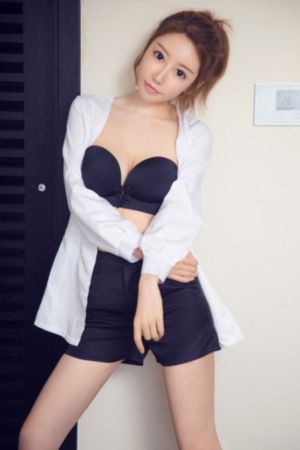 三个女人的艳遇_免费手机观看