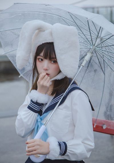 男生把美女狂出水视频_720电影完整版