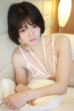 大胸女友2019_蓝光完整在线观看