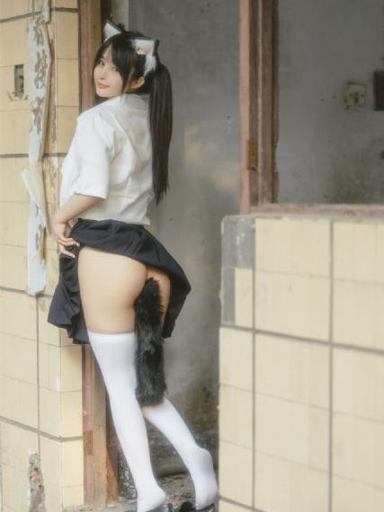 《苦月亮》_迅雷极速版下载