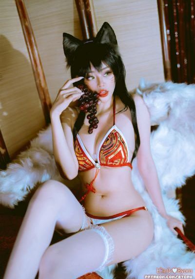 亚洲第一嫩模一丝不佳_720神马影院在线